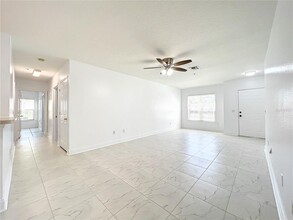 6524 Swissco Dr-Unit -1012 in Orlando, FL - Building Photo - Building Photo