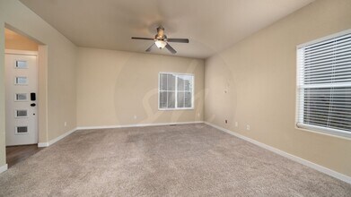 2530 Ellingwood Dr in Colorado Springs, CO - Foto de edificio - Building Photo