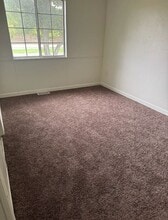 5540 N 11th Ave in Hanford, CA - Building Photo - Building Photo