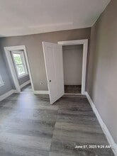 738 S 25th St, Unit Upper in Milwaukee, WI - Building Photo - Building Photo