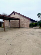 1223 W Carmen Ave in Edinburg, TX - Building Photo - Building Photo