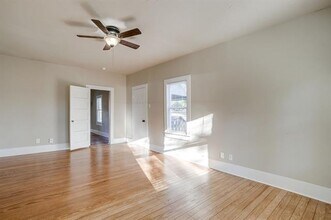 310 E 16th St in Joshua, TX - Building Photo - Building Photo