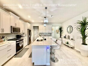 8319 Wildflower Glen Ave in Tampa, FL - Building Photo - Building Photo