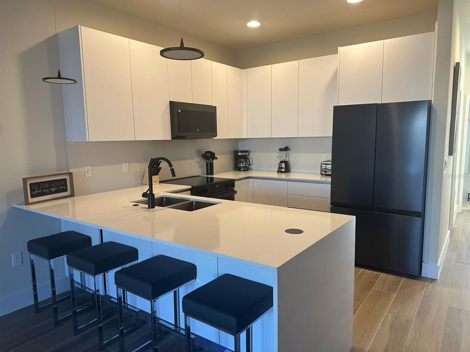 1422 Wanderlust Ln in Clermont, FL - Foto de edificio