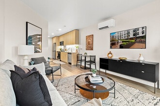 The Hemlock in Seattle, WA - Building Photo - Building Photo