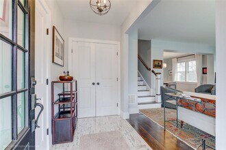 224 Gibbs Ave in Newport, RI - Building Photo - Building Photo
