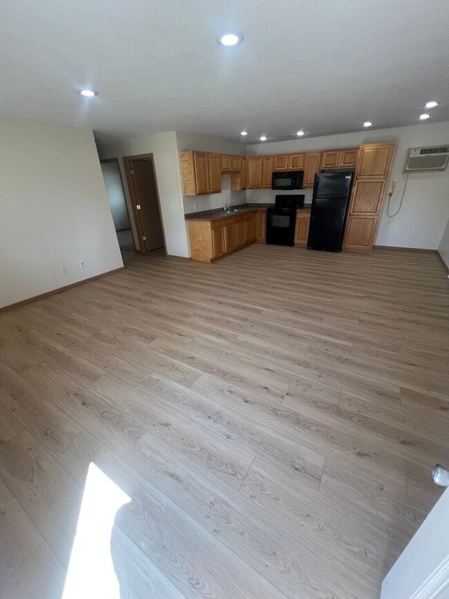 property at 1024 S Lincoln St