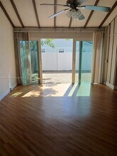 5550 Lakewood Cir S in Margate, FL - Building Photo - Building Photo