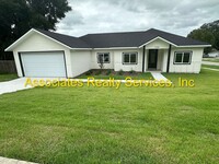 15566 NW 135th Terrace in Alachua, FL - Foto de edificio - Building Photo