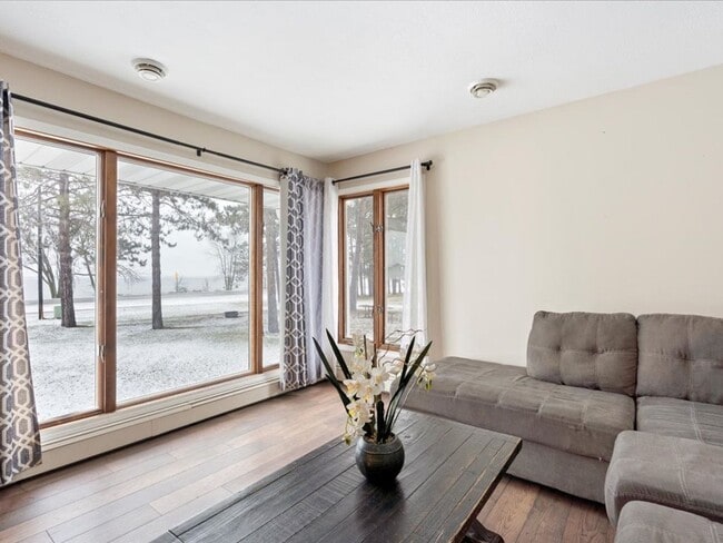 9825 US-169 in Garrison, MN - Building Photo - Building Photo