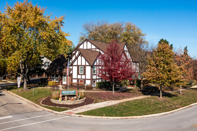 Highpoint In Green Trails in Lisle, IL - Building Photo - Building Photo