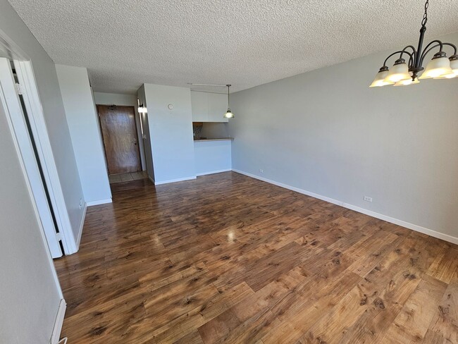 2439 Kapiolani Blvd in Honolulu, HI - Building Photo - Building Photo