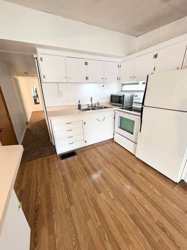 4014 Palmwood in Bradenton, FL - Building Photo - Building Photo