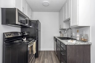 Tall Timber Apartments in Cincinnati, OH - Building Photo