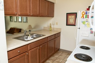 Charter Oaks Townhomes in Stillwater, MN - Building Photo - Interior Photo