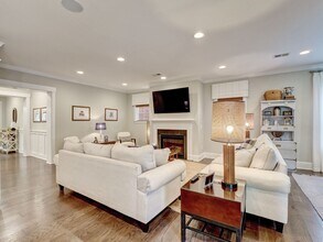 7120 Maple Leaf Dr in Wilmington, NC - Building Photo - Building Photo