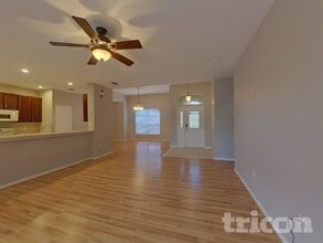 3808 Swallowtail Ln in Kissimmee, FL - Building Photo - Building Photo