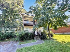 581 Cedar Ave NW in Atlanta, GA - Building Photo