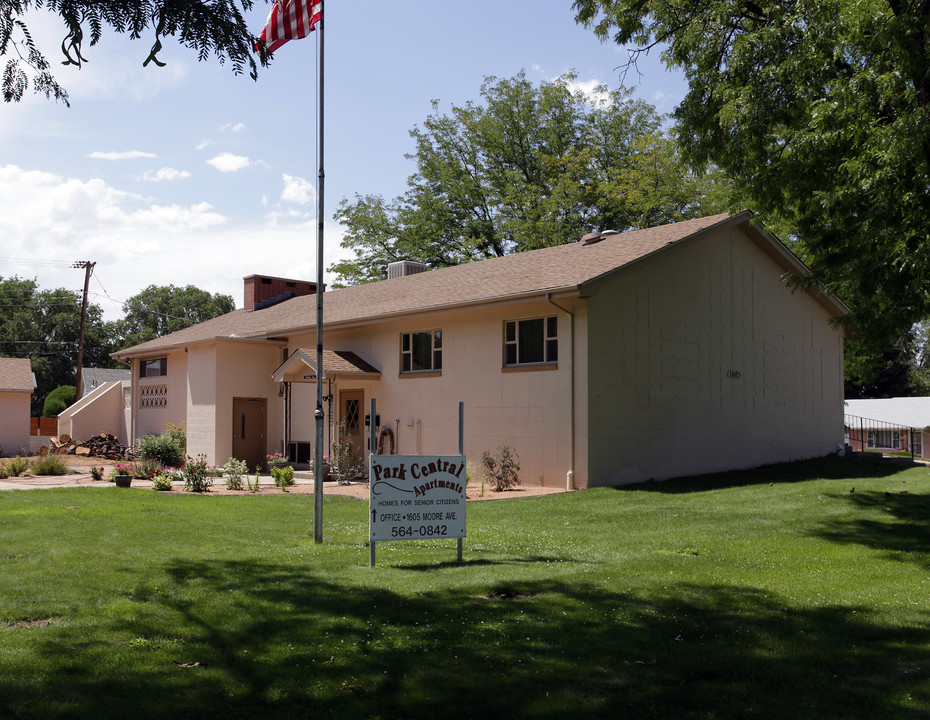 Park Central Apartments in Pueblo, CO - Building Photo