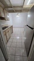 2929 W Oak Ridge Rd, Unit F - 3 in Orlando, FL - Building Photo