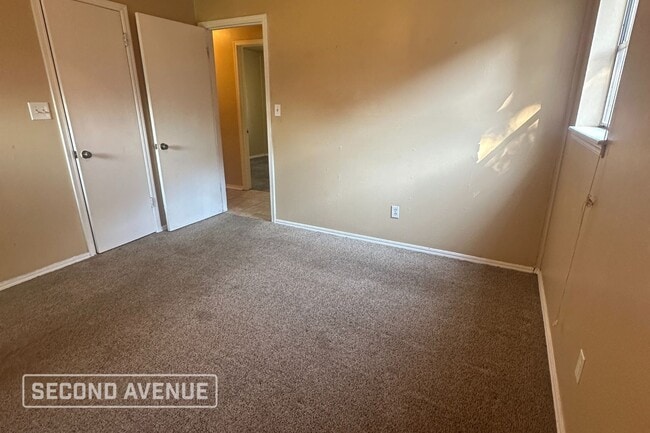 property at 10913 N McKinley Ave