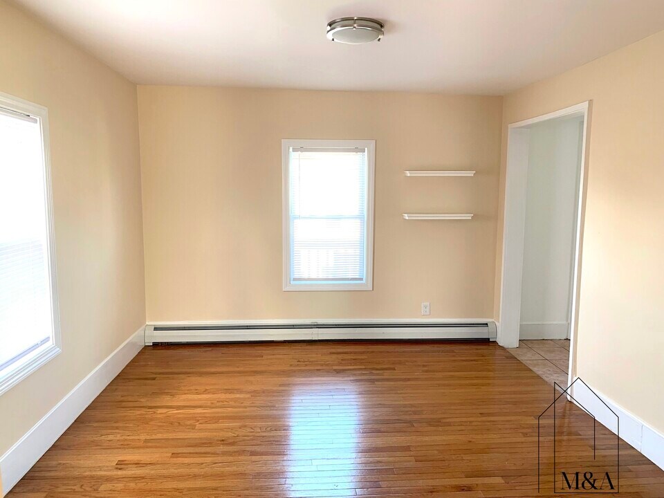 186 Broadway, Unit 2 in Malden, MA - Building Photo