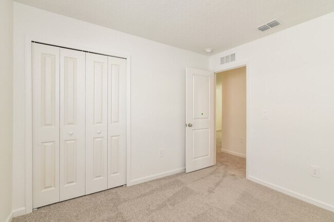 4636 Hikers Dr in Davenport, FL - Foto de edificio - Building Photo