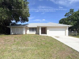 1358 Preston St in Port Charlotte, FL - Building Photo