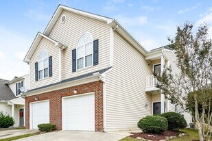 2000 Persimmon Ridge Dr in Raleigh, NC - Building Photo