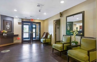 Furnished Studio-Phoenix - Chandler in Phoenix, AZ - Building Photo - Building Photo
