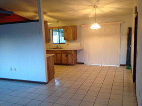 153 Bayamo Ave NE in Palm Bay, FL - Building Photo - Building Photo