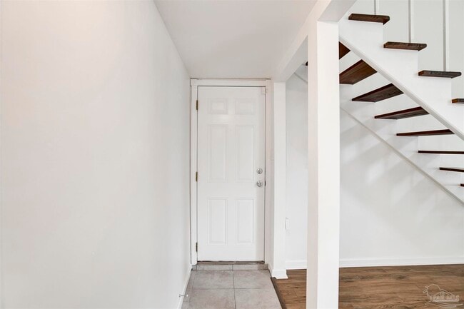 4707 Huron Dr in Pensacola, FL - Foto de edificio - Building Photo