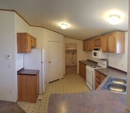 4538 W 1000 N in Rexburg, ID - Building Photo - Building Photo