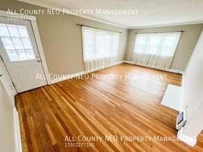 1442 Cordova Ave in Lakewood, OH - Foto de edificio - Building Photo