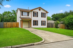 6206 Greenwick Ln in Houston, TX - Building Photo