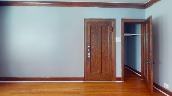 4502 W Wellington Ave in Chicago, IL - Building Photo - Building Photo