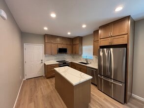 4112 Pepper Dr in San Diego, CA - Building Photo - Building Photo