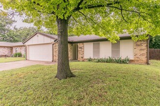 700 Panay Way Dr in Fort Worth, TX - Building Photo - Building Photo