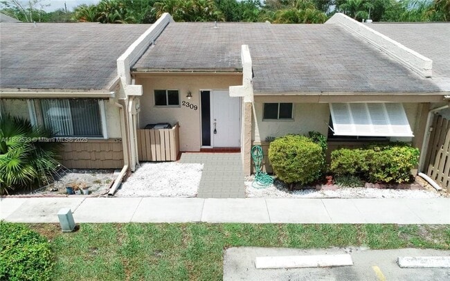 property at 2309 N 37th Ave