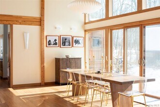 195 Vlei Rd in Rhinebeck, NY - Building Photo - Building Photo