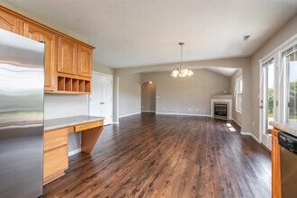 4800 Burbank Loop in Columbia, MO - Building Photo - Building Photo