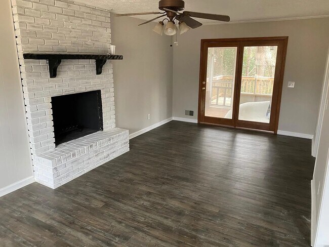 506 Jefferson Dr in Woodstock, GA - Building Photo - Building Photo