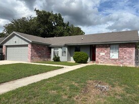 2404 Hidden Hill Dr in Killeen, TX - Building Photo