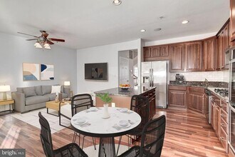 7576 Maidenhead Dr in Severn, MD - Building Photo - Building Photo