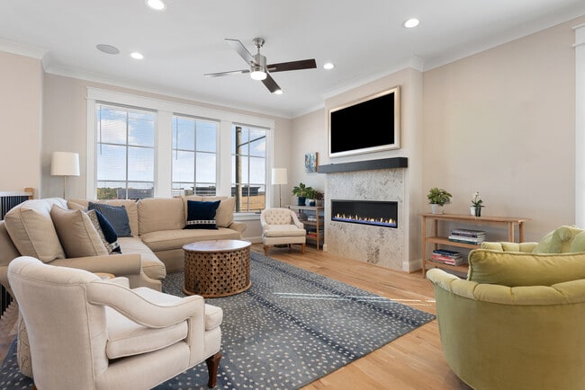 118 Howe St in Greenville, SC - Building Photo - Building Photo