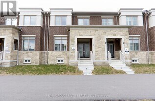 494 Twin Streams Rd in Whitby, ON - Building Photo