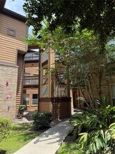 490 N Pin Oak Pl in Longwood, FL - Building Photo - Building Photo