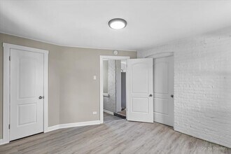 7815 S Langley Ave in Chicago, IL - Building Photo - Building Photo