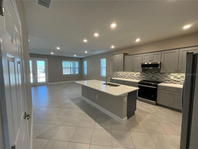 7727 SW 57th Pl in Ocala, FL - Building Photo - Building Photo