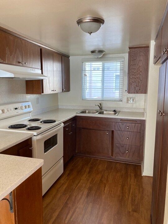 21107 Victor St, Unit 8 in Torrance, CA - Foto de edificio